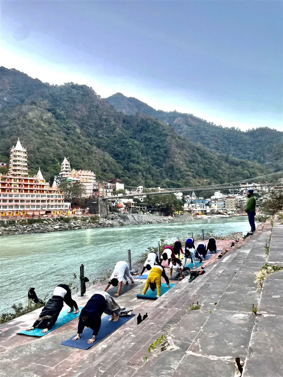 Kala Retreat garden yoga session in Rishikesh